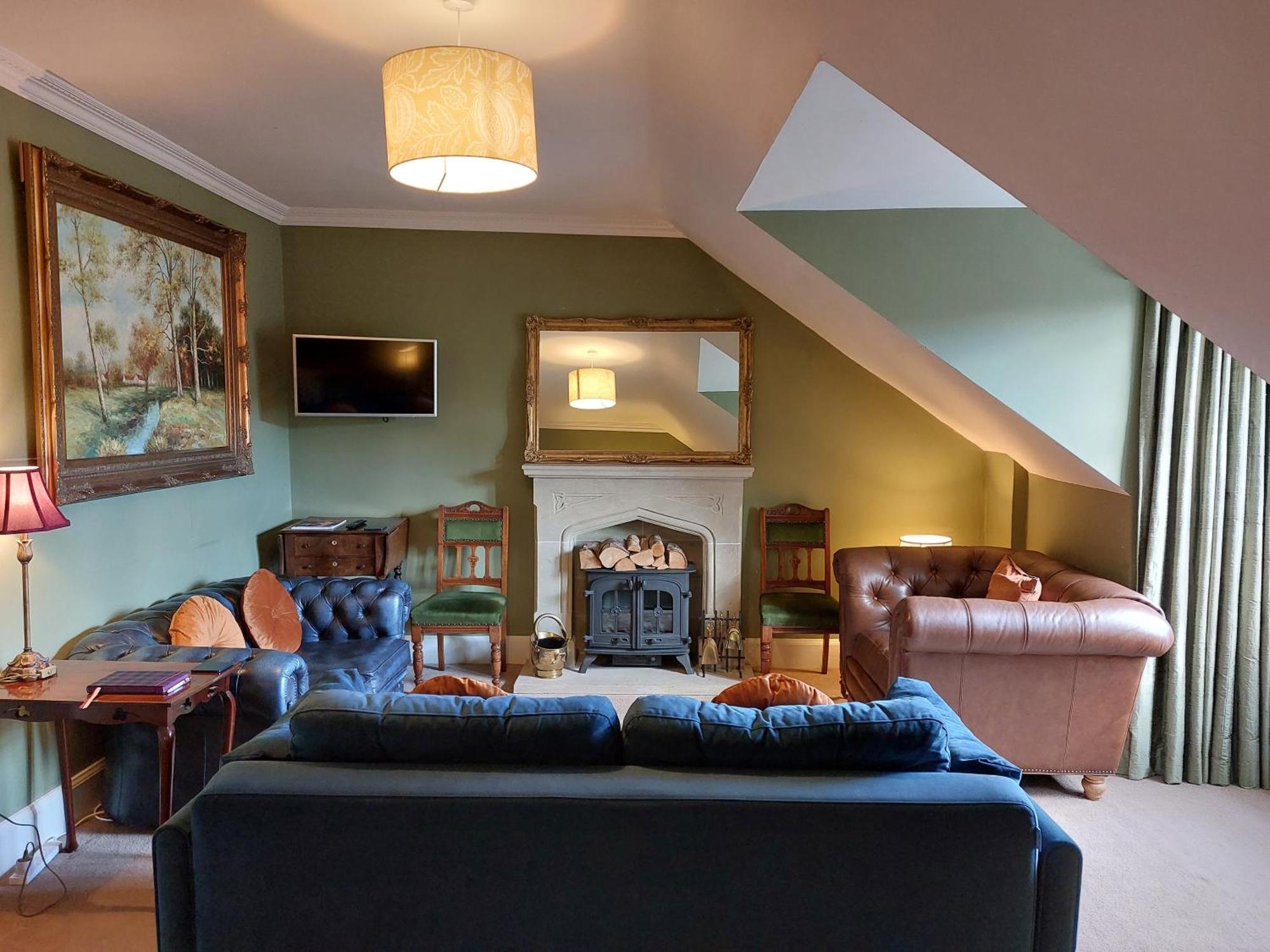 Apartamento Stunning 5Br Royal Mile Penthouse Edimburgo Exterior foto