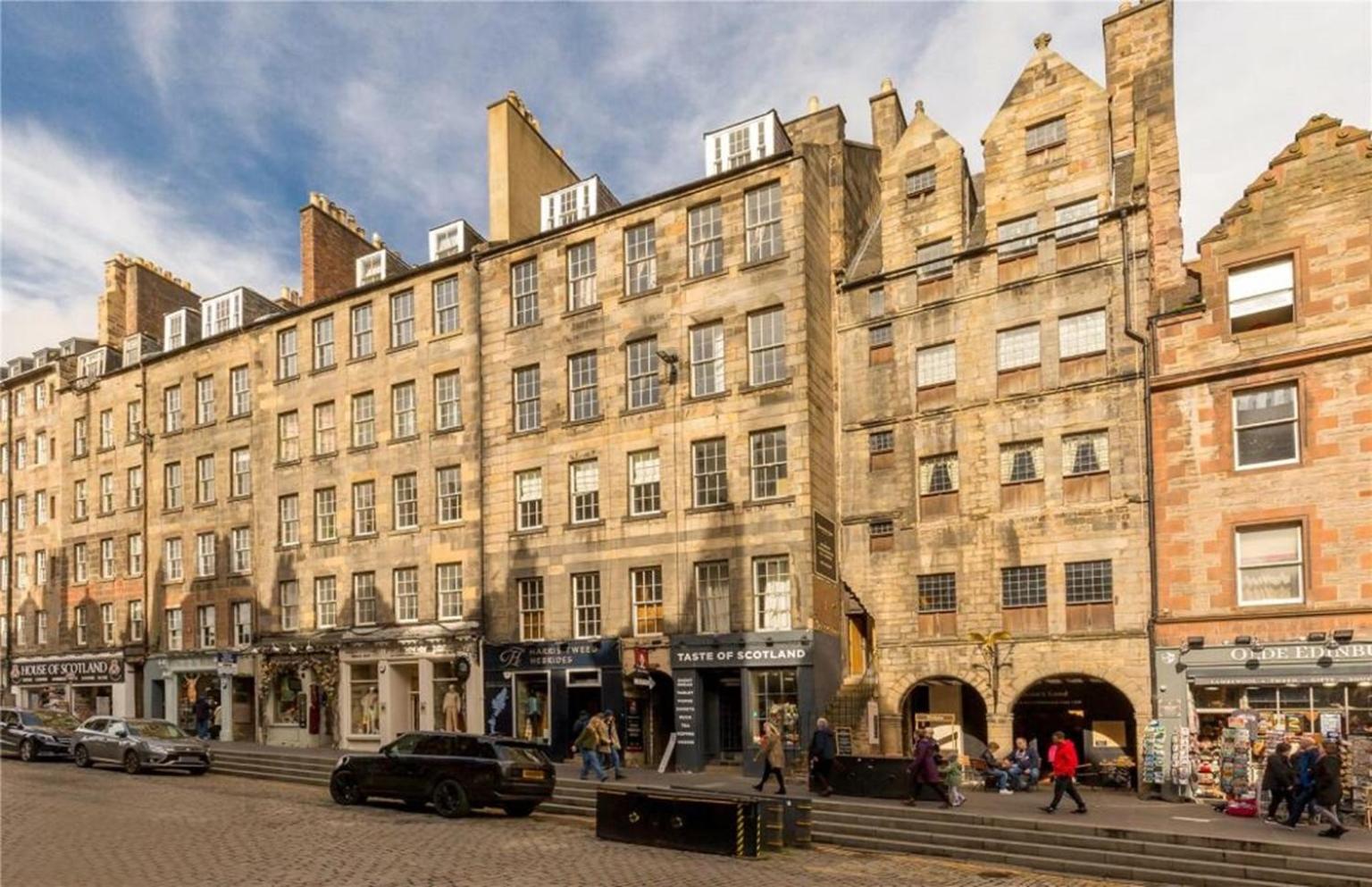 Apartamento Stunning 5Br Royal Mile Penthouse Edimburgo Exterior foto