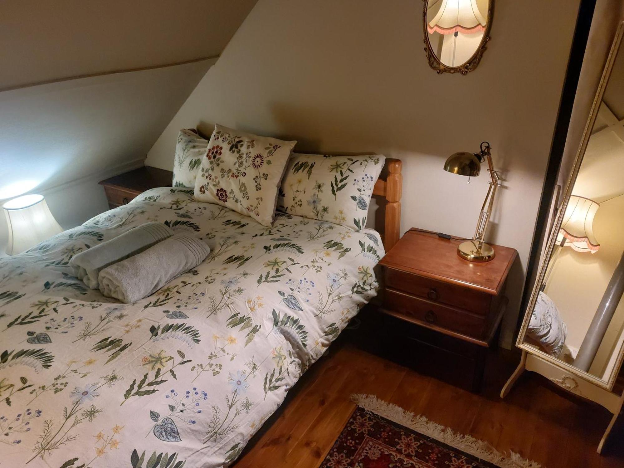 Apartamento Stunning 5Br Royal Mile Penthouse Edimburgo Exterior foto